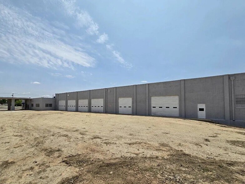 3418 W Highway 80, Big Spring, TX à vendre - Photo du bâtiment - Image 3 de 16