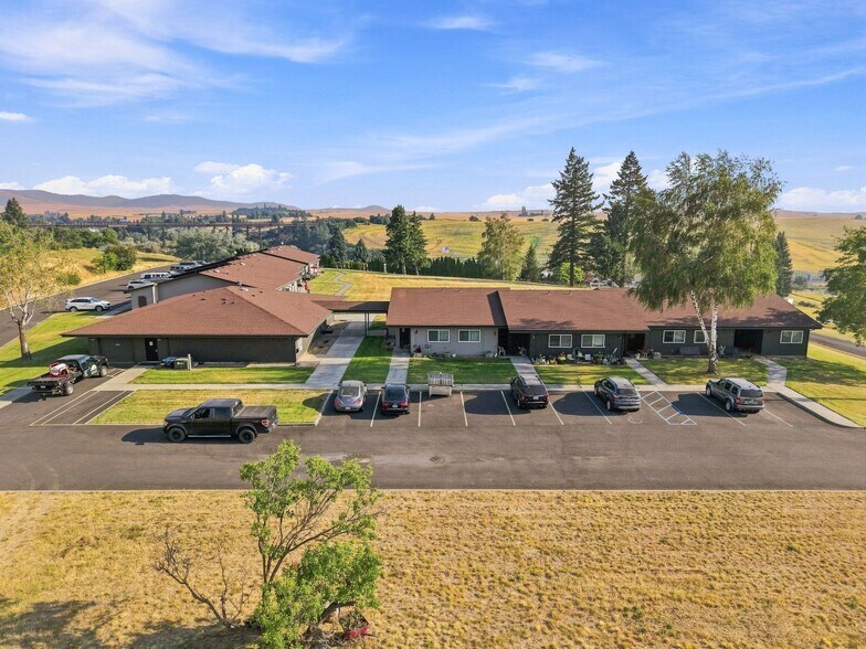 540 N Madison St, Tekoa, WA for sale - Building Photo - Image 2 of 22