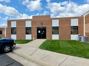 240-252 Airport Rd, Winchester, VA à louer Photo intérieure- Image 1 de 11