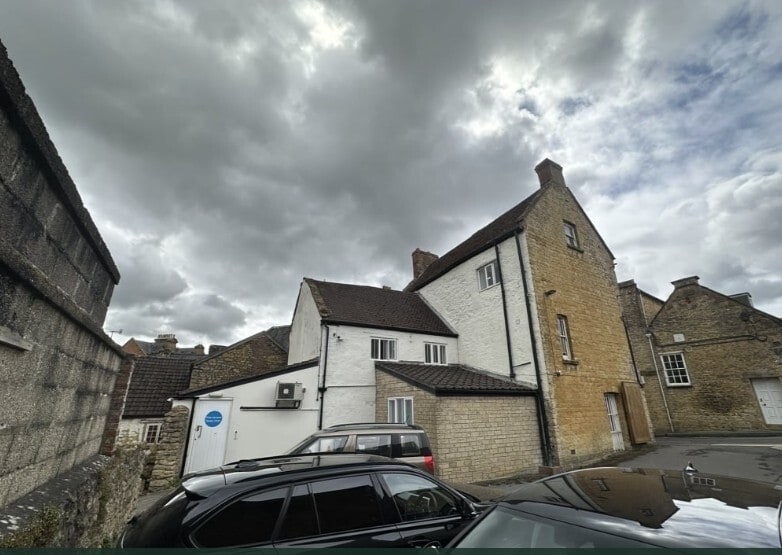 Market Sq, Crewkerne for sale - Building Photo - Image 2 of 8