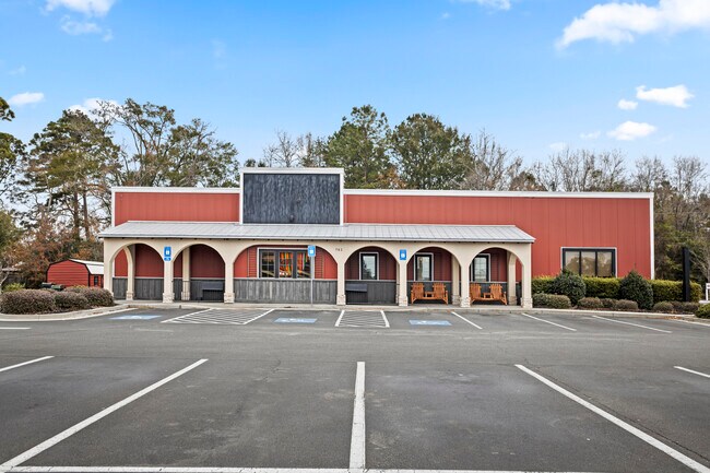 More details for 762 Veterans Pky, Hinesville, GA - Retail for Sale