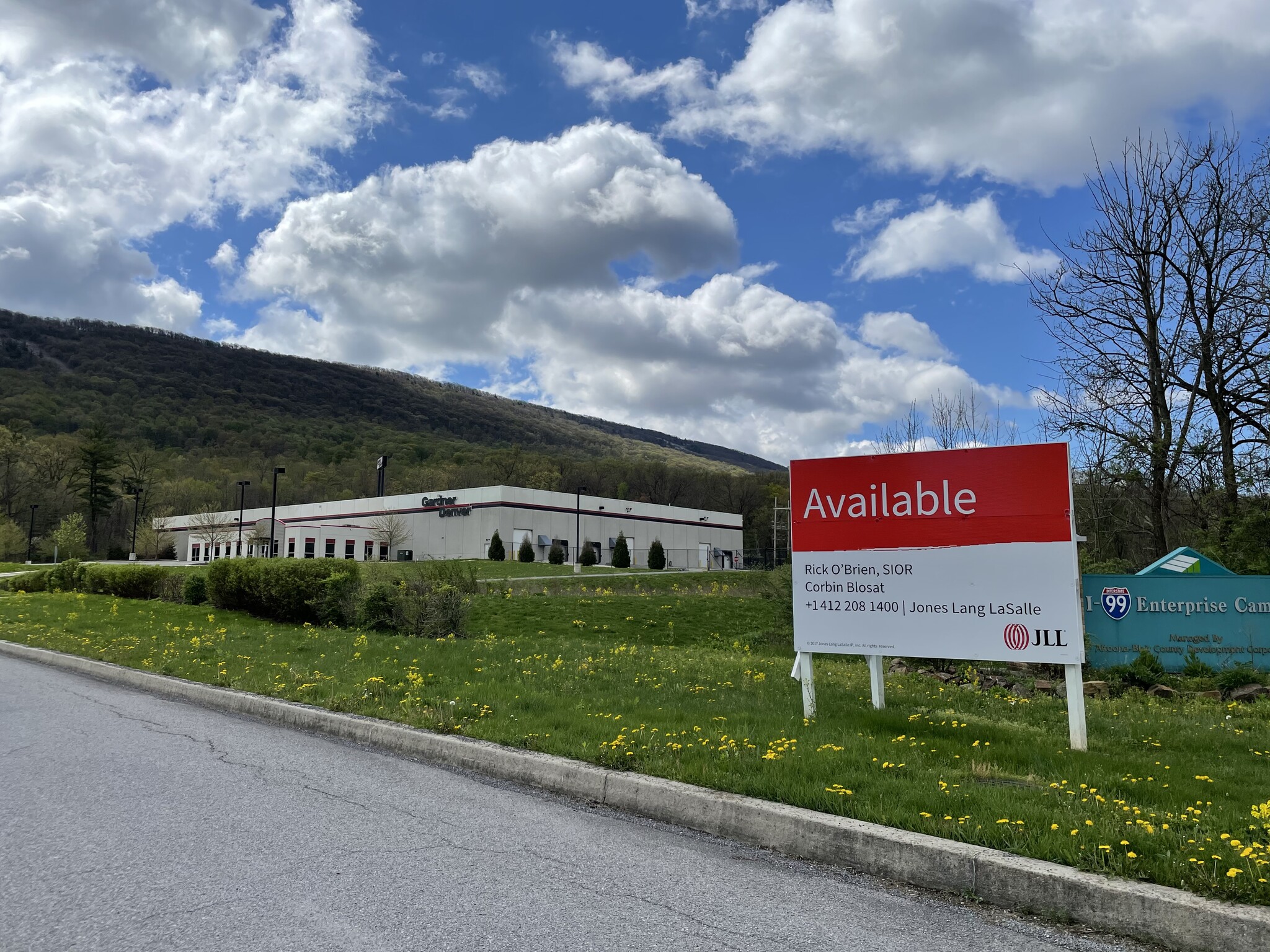 150 Enterprise Campus Dr, Altoona, PA for sale Building Photo- Image 1 of 1