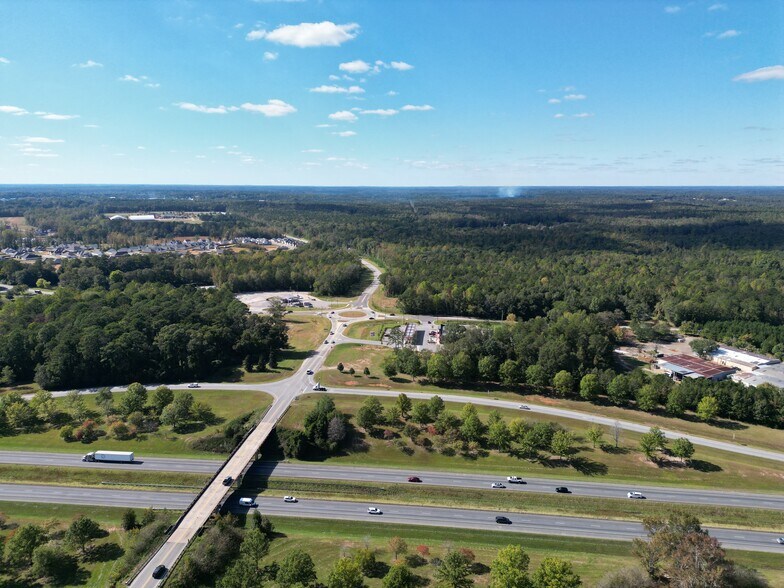 2200 W Point Pky, Opelika, AL à vendre - Photo du bâtiment - Image 2 de 4