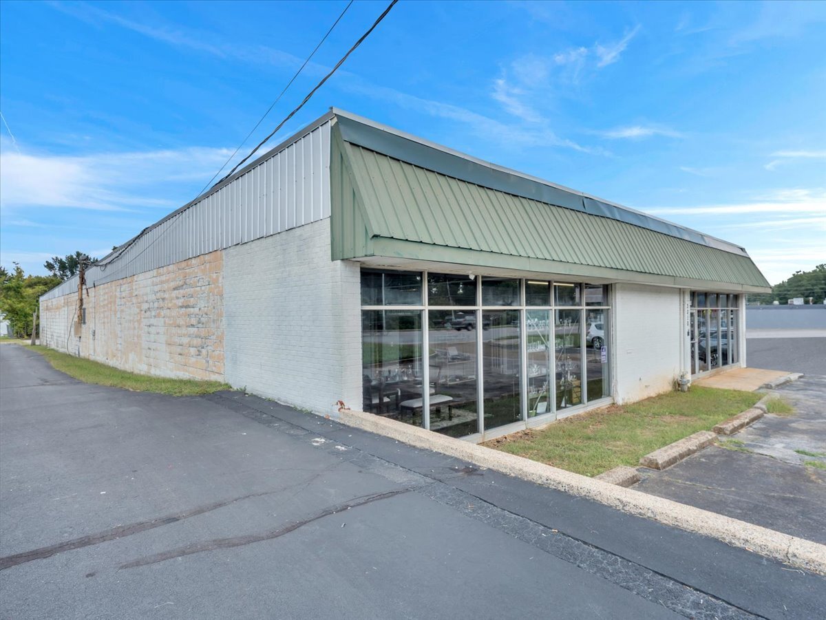 3010 University Dr NW, Huntsville, AL for sale Building Photo- Image 1 of 16