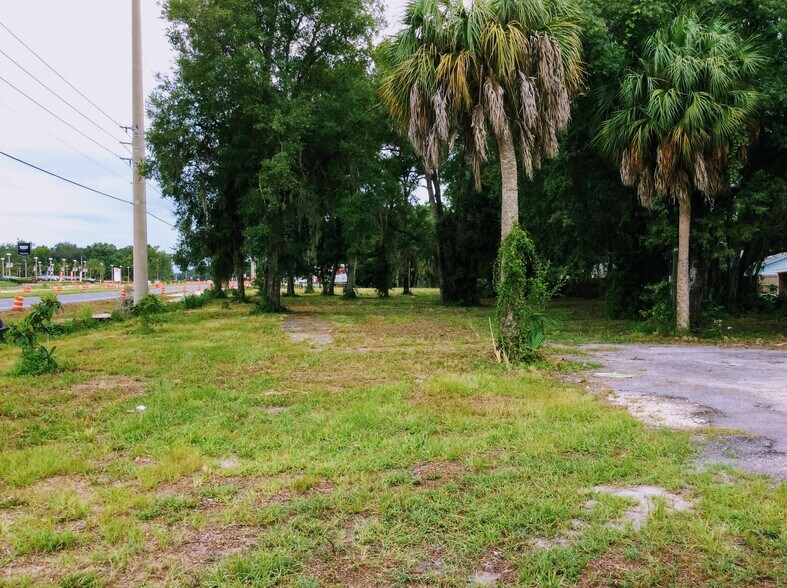 8780 W Kingston Dr, Homosassa, FL à louer - Photo du bâtiment - Image 2 de 5