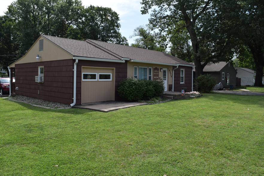 9529 Pflumm Rd, Lenexa, KS à vendre - Photo principale - Image 1 de 13