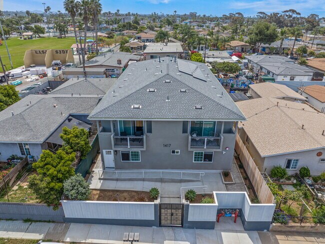 More details for 1417 Lemon St, Oceanside, CA - Multifamily for Sale