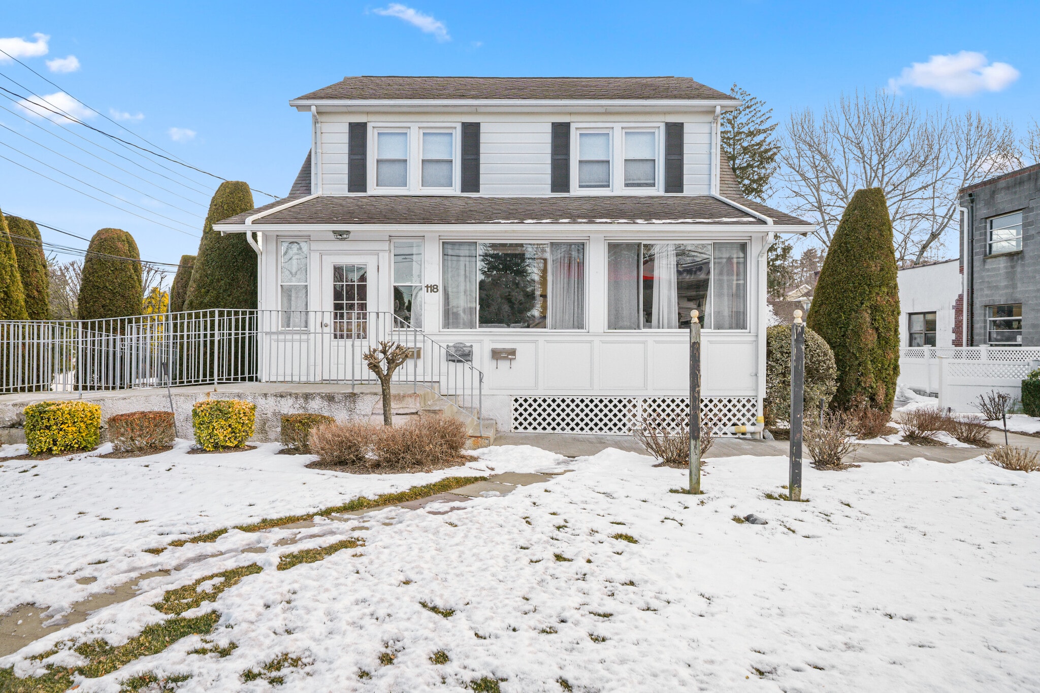 118 Columbus Ave, Valhalla, NY for lease Building Photo- Image 1 of 15