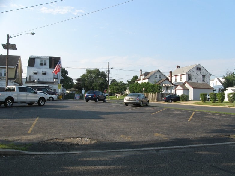 1600 Hamilton Ave, Hamilton, NJ for sale - Building Photo - Image 3 of 73