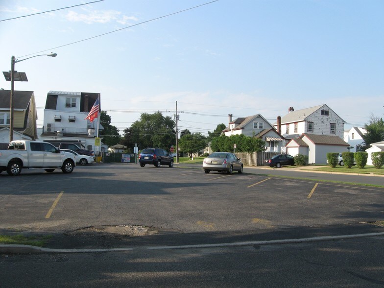 1600 Hamilton Ave, Hamilton, NJ à vendre - Photo du bâtiment - Image 3 de 73