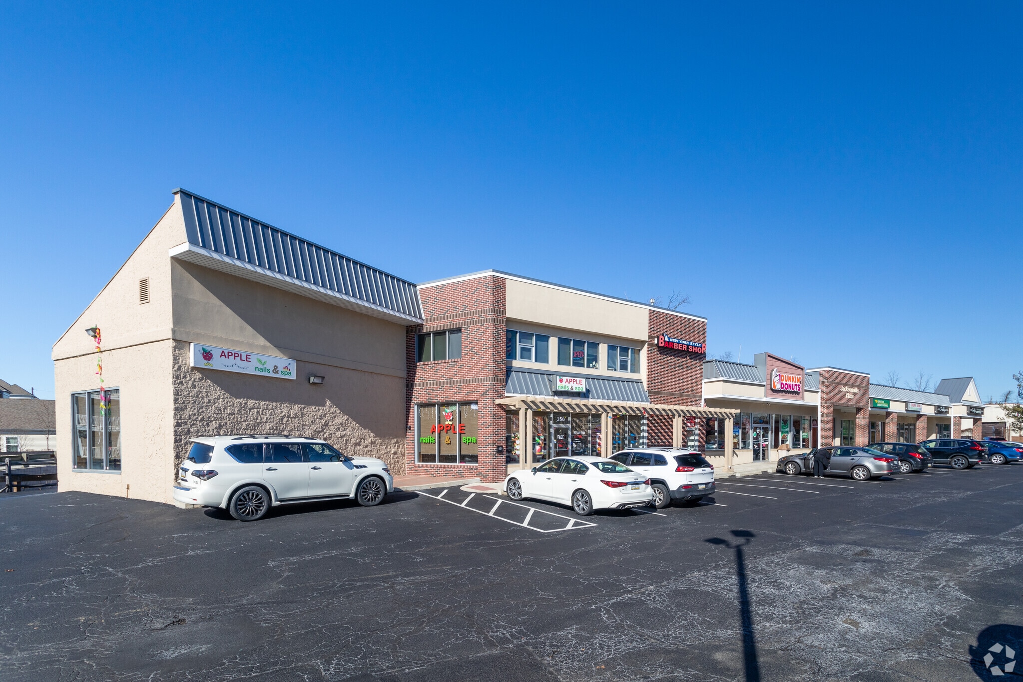 350-410 Jacksonville Rd, Warminster Township, PA for lease Primary Photo- Image 1 of 7