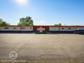 Vacant Early Education Center - Bryant Ave - Garderie