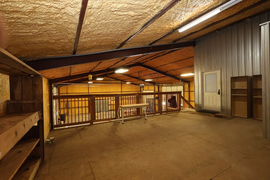 4748 N 4318, Pryor, OK for sale - Interior Photo - Image 3 of 83