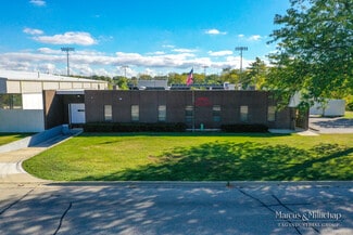 Plus de détails pour 675 Sunset Dr, Round Lake, IL - Industriel à vendre