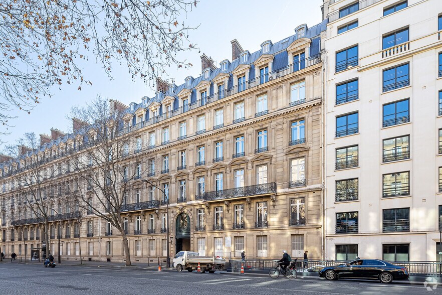 155 Boulevard Haussmann, Paris à louer - Photo du bâtiment - Image 3 de 5
