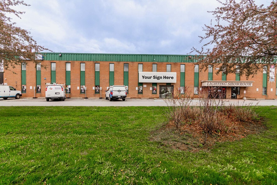 1283 Algoma Rd, Gloucester, ON à louer - Photo du bâtiment - Image 3 de 4