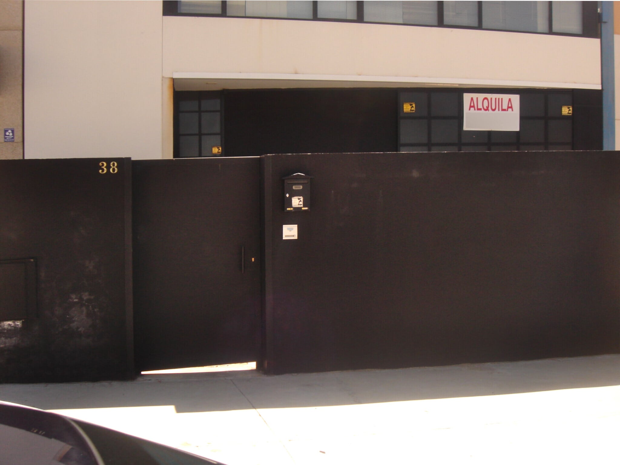 Calle Monte Boyal, 38, Casarrubios del Monte, Toledo for lease Primary Photo- Image 1 of 5