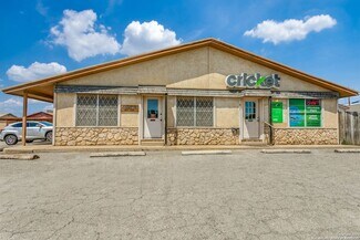 Plus de détails pour 901 Oak St, Jourdanton, TX - Commerce de détail à vendre