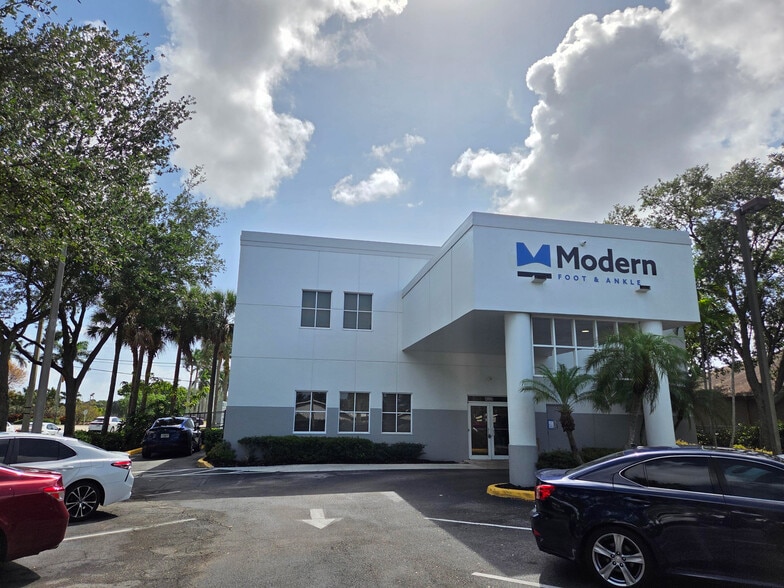 4889 S Congress Ave, Lake Worth, FL for sale - Building Photo - Image 3 of 22