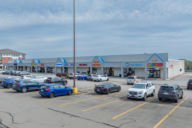 More details for 1811-1833 Mckees Rocks Rd, McKees Rocks, PA - Retail for Lease