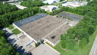 Plus de détails pour 8037 Bavaria Rd, Twinsburg, OH - Industriel à vendre