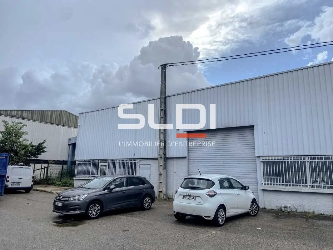 Rue Jean Perrin, Chassieu for lease Building Photo- Image 1 of 8