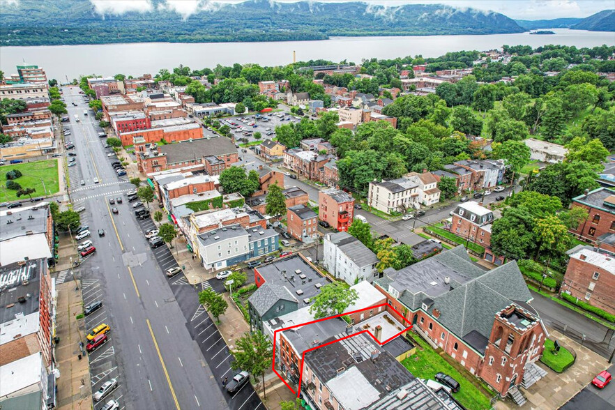 185 Broadway, Newburgh, NY for sale - Aerial - Image 2 of 33