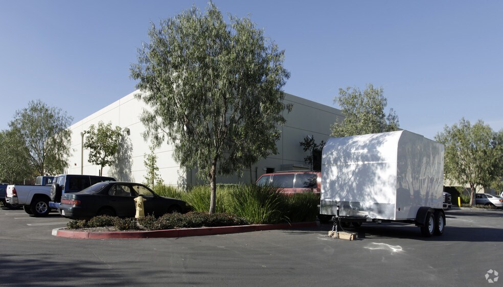 14231 Fern Ave, Chino, CA à louer - Photo du bâtiment - Image 2 de 4
