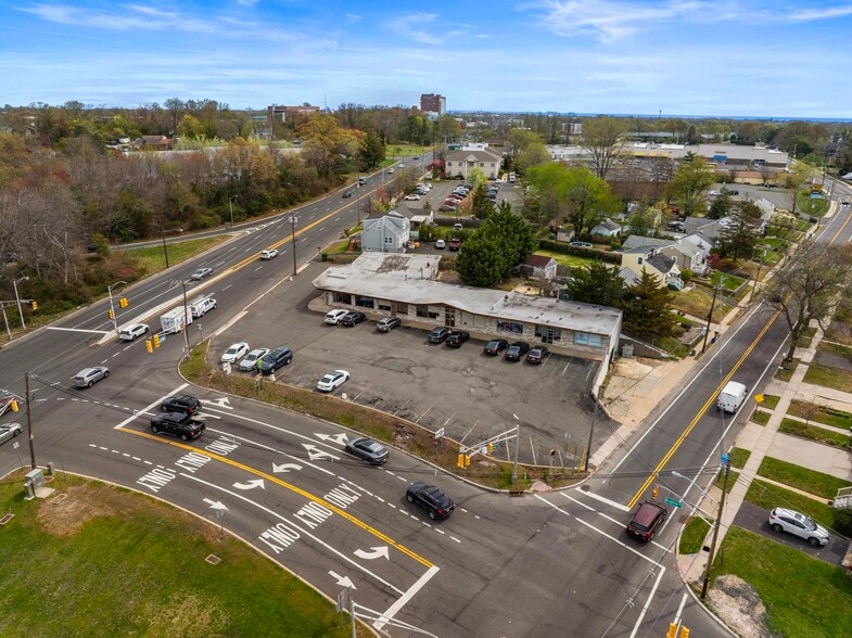 2260 Corlies Ave, Neptune, NJ for lease - Primary Photo - Image 3 of 25