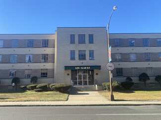 Plus de détails pour 120 Maple St, Springfield, MA - Bureau à vendre