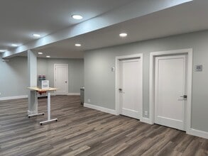 24 W Carver St, Huntington, NY for lease Interior Photo- Image 2 of 7