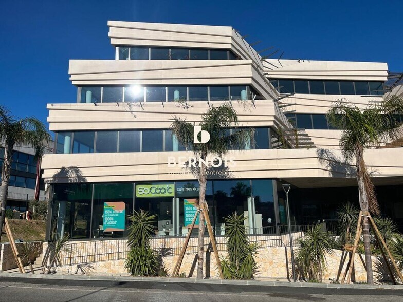 285 Avenue Marcel Paul (Rd 63), La Seyne-sur-Mer à louer - Photo du bâtiment - Image 3 de 30