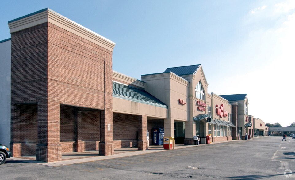 917-933 Decatur Pike, Athens, TN à louer - Photo du bâtiment - Image 2 de 5