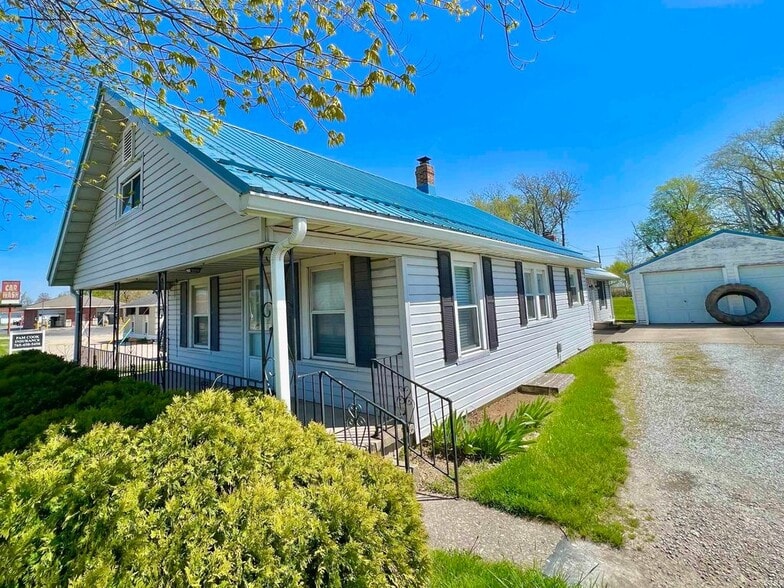 1104 S Goyer Rd, Kokomo, IN à vendre - Photo principale - Image 1 de 1