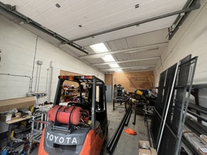 Aston Ct, Warrington for lease Interior Photo- Image 2 of 5