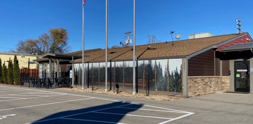 340 W Northland Ave, Grand Chute, WI for sale - Primary Photo - Image 1 of 12