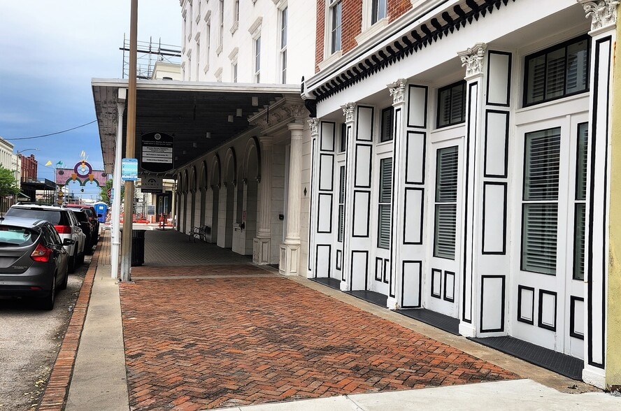 2228 Mechanic St, Galveston, TX for sale - Building Photo - Image 2 of 19