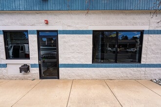 7721 W 6th Ave, Lakewood, CO à louer Photo intérieure- Image 1 de 9