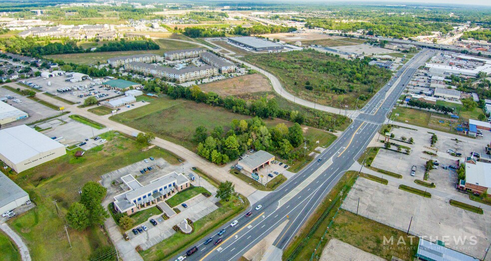 1816 Spring Cypress Rd, Spring, TX for sale - Building Photo - Image 1 of 1