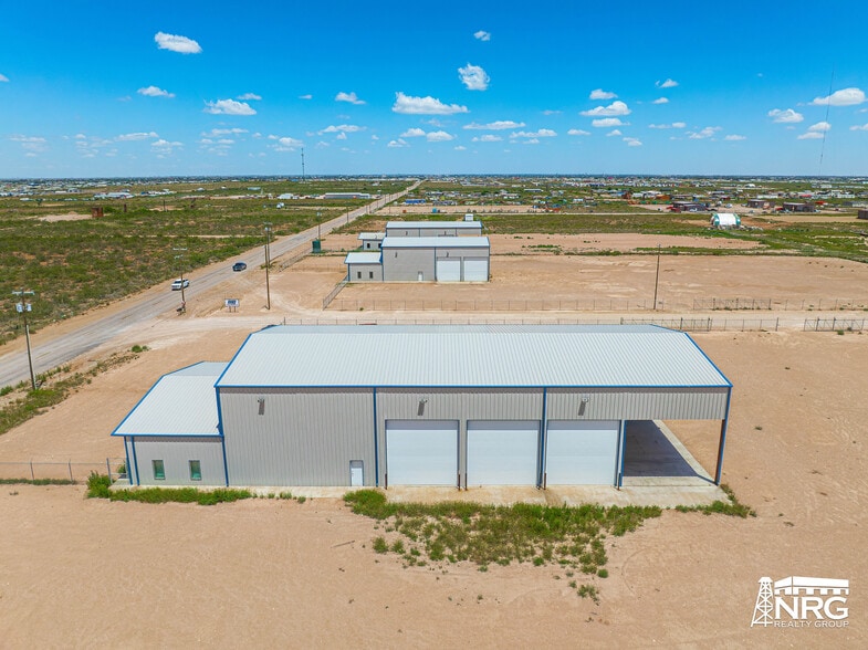 15097B W 42nd St, Odessa, TX à louer - Photo du bâtiment - Image 2 de 9