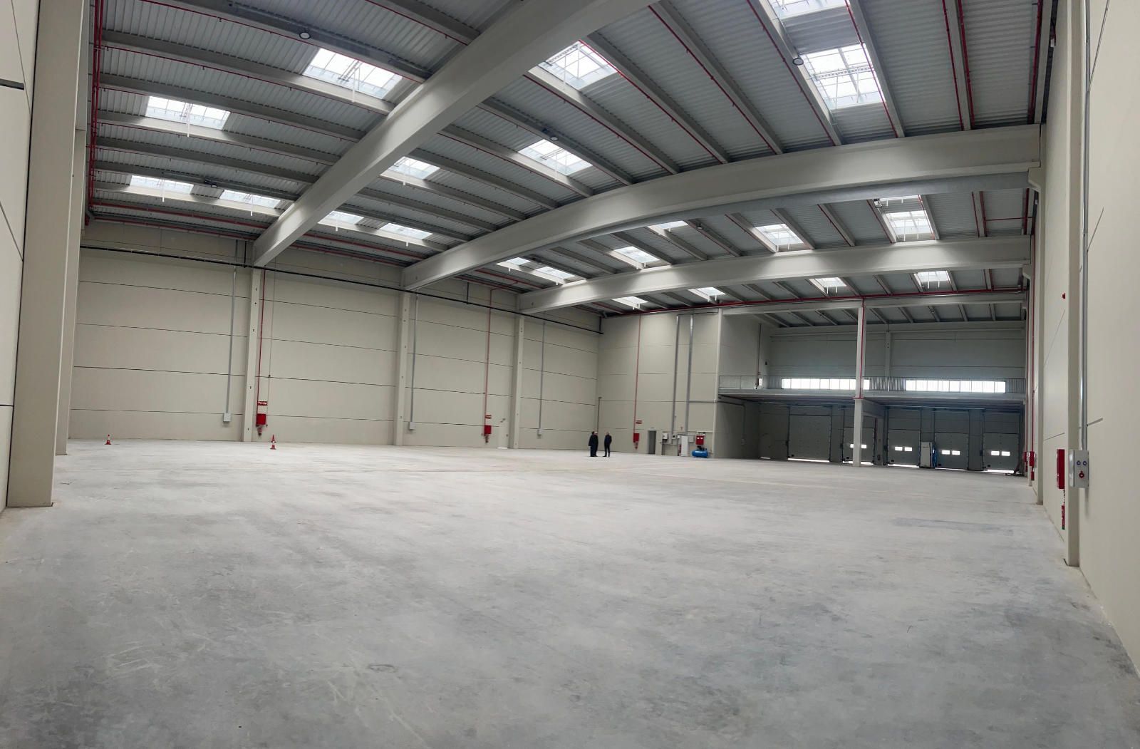 Industrial in Madrid, Madrid for lease Primary Photo- Image 1 of 13