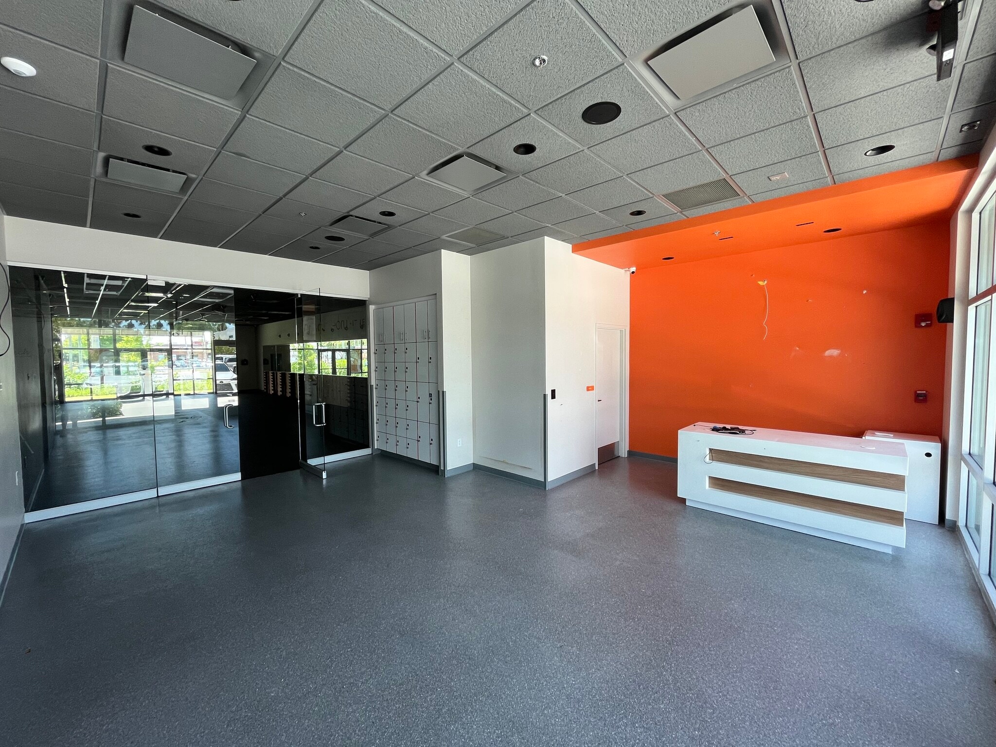 7395-7555 Boynton Beach Blvd, Boynton Beach, FL for lease Interior Photo- Image 1 of 8