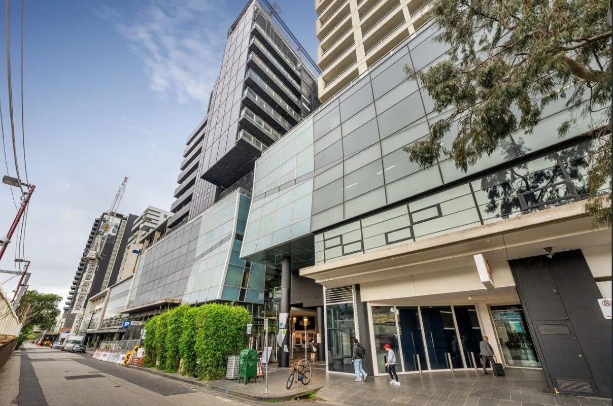 9 Yarra St, South Yarra à louer Photo principale- Image 1 de 3