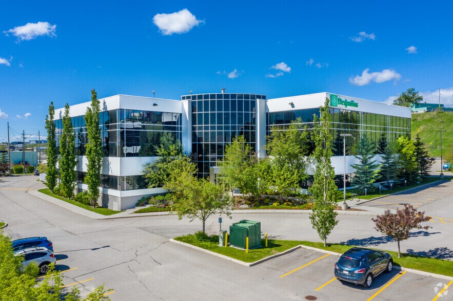 6835 Railway St SE, Calgary, AB for lease - Building Photo - Image 2 of 15