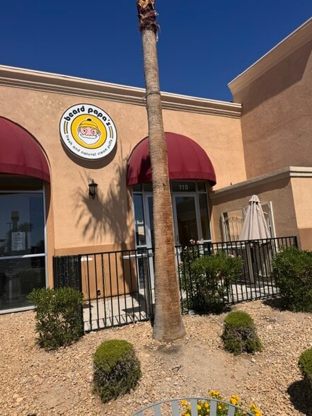 7315 S Rainbow Blvd, Las Vegas, NV for lease - Building Photo - Image 3 of 10