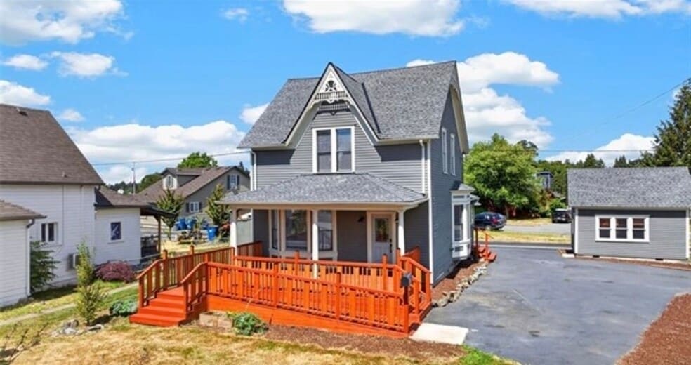 301 W Main St, Monroe, WA for sale - Primary Photo - Image 1 of 9