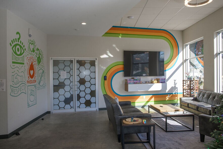 207 Bartow Rd, Lakeland, FL à vendre - Photo du bâtiment - Image 2 de 9