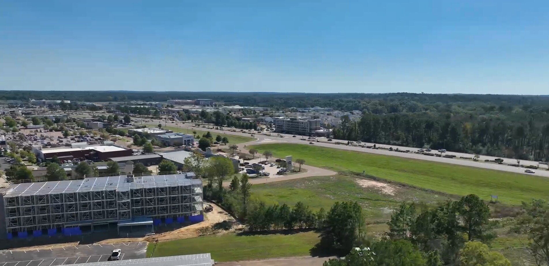 Lakeland Dr, Flowood, MS à vendre Photo du bâtiment- Image 1 de 13