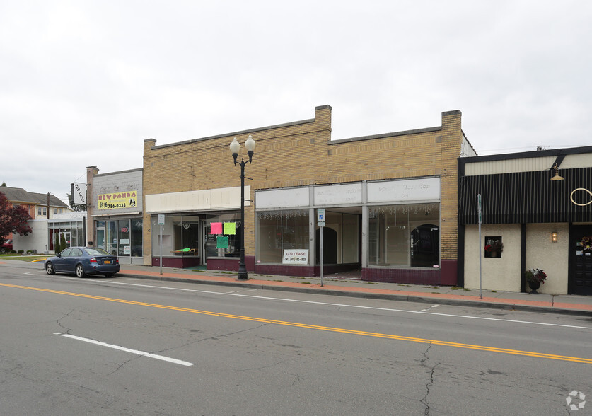 111-113 W Main St, Endicott, NY for sale - Primary Photo - Image 1 of 1