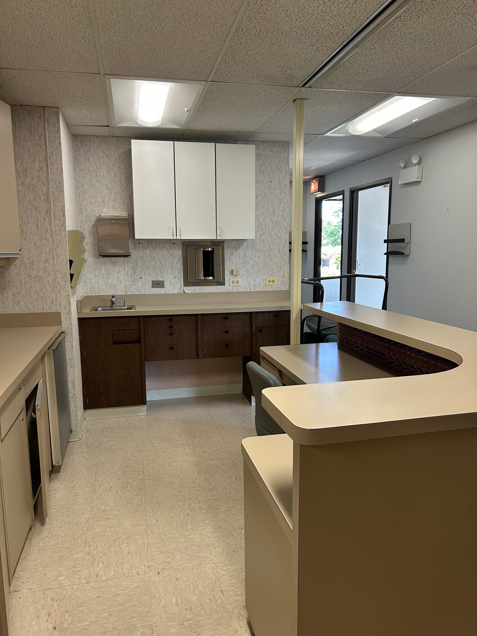 9301 Golf Rd, Des Plaines, IL à louer Photo intérieure- Image 1 de 4